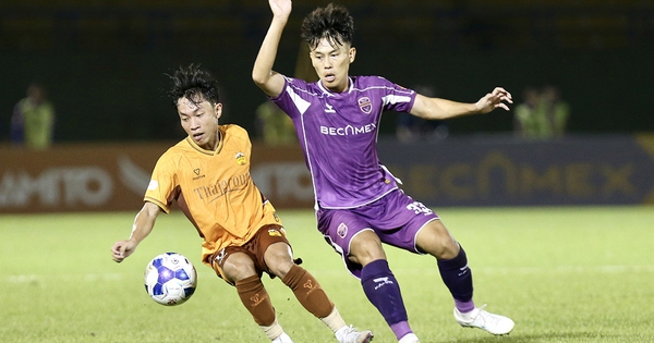 CLB Becamex TP.HCM chia tay V-League: Nỗi buồn cuối mùa và cơ hội mới cho người hâm mộ - hình ảnh - appxx88.vip