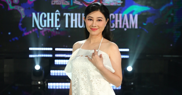 XX88 đổi thưởng: NSND Quế Trân và Võ Hạ Trâm thổi làn gió mới cho cải lương - hình ảnh - appxx88.vip XX88 đổi thưởng: NSND Quế Trân và Võ Hạ Trâm thổi làn gió mới cho cải lương - hình ảnh - appxx88.vip