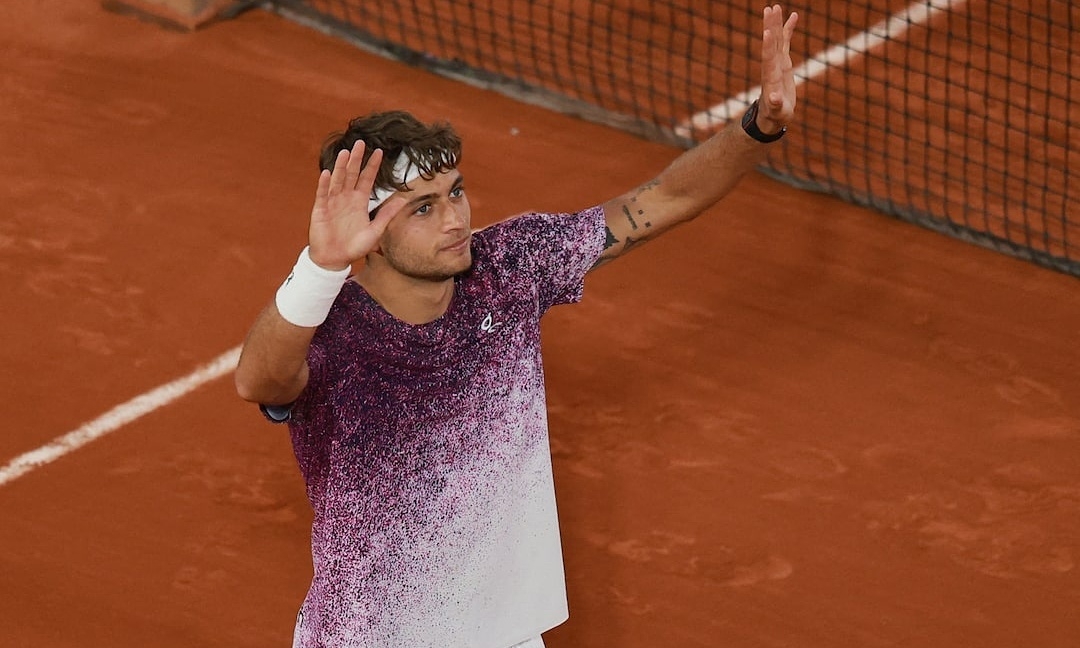 Cobolli nuôi mộng vô địch Roland Garros nhờ phòng tắm của Nadal - hình ảnh - appxx88.vip