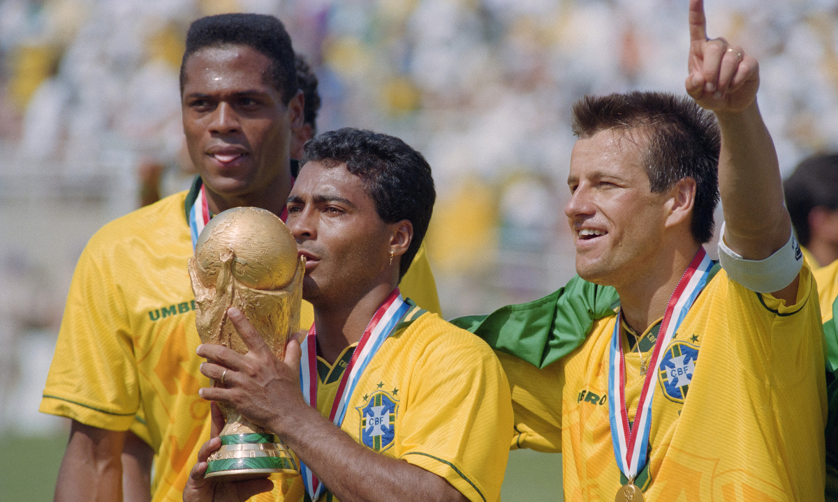 Romario: ‘Áp lực sẽ là động lực để Brazil vô địch World Cup’ - hình ảnh - appxx88.vip Romario: ‘Áp lực sẽ là động lực để Brazil vô địch World Cup’ - hình ảnh - appxx88.vip