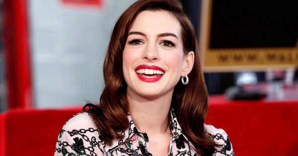 Anne Hathaway hé lộ khả năng trở lại ‘The Devil Wears Prada’ phần 3 - hình ảnh - appxx88.vip
