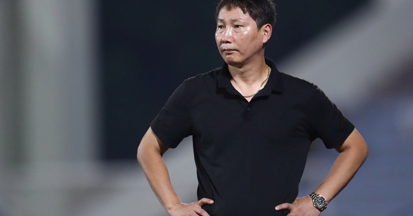 HLV Kim Sang-sik đối mặt thử thách lớn tại Asian Cup 2027 sau thành công AFF Cup - hình ảnh - appxx88.vip