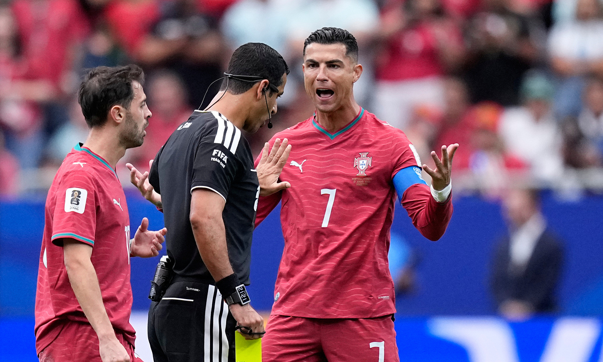 Ronaldo bị chấm điểm thấp nhất trận ra quân World Cup 2026 - hình ảnh - appxx88.vip