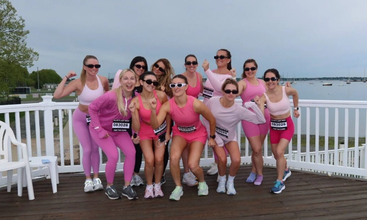 Cô dâu tổ chức tiệc độc thân bằng chạy half marathon – xu hướng mới cho giới trẻ yêu thể thao - hình ảnh - appxx88.vip Cô dâu tổ chức tiệc độc thân bằng chạy half marathon – xu hướng mới cho giới trẻ yêu thể thao - hình ảnh - appxx88.vip