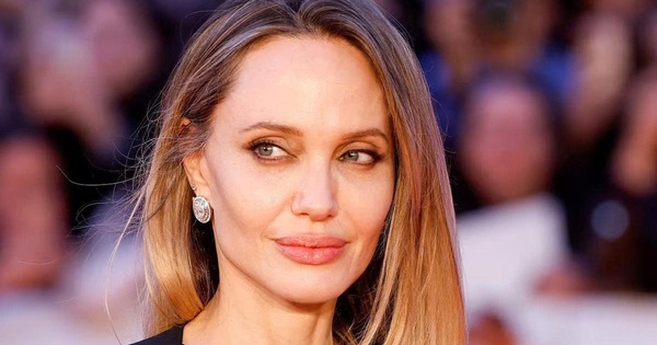 XX88 Việt Nam: Angelina Jolie kiên quyết bảo vệ quyền riêng tư tài chính sau ly hôn Brad Pitt - hình ảnh - appxx88.vip XX88 Việt Nam: Angelina Jolie kiên quyết bảo vệ quyền riêng tư tài chính sau ly hôn Brad Pitt - hình ảnh - appxx88.vip