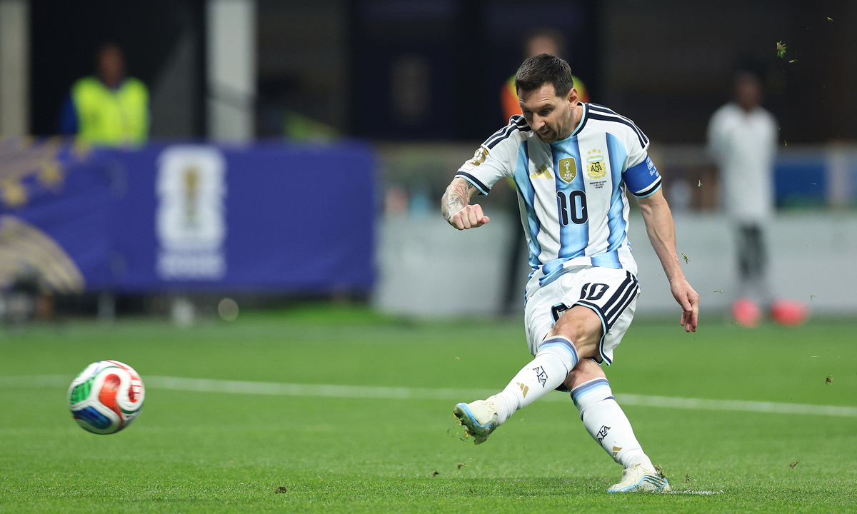 XX88 chính thức: Messi sút hỏng hai phạt đền trong một kỳ World Cup – Kỷ lục đáng tiếc - hình ảnh - appxx88.vip